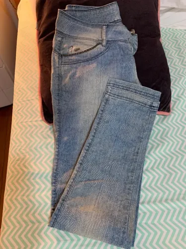 Calças femininas novas 