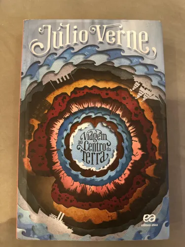 Júlio Verne - Viagem ao Centro da Terra - 2015 - 9a Edição 