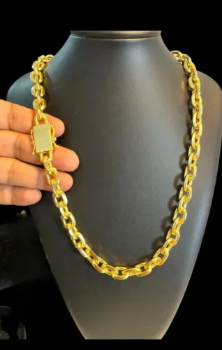 Cordão cadeado 14 mm banhado a ouro 18 k.