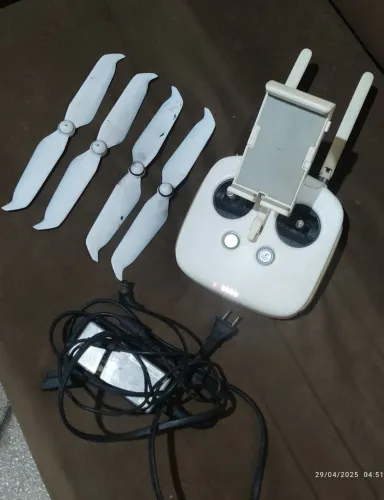 Radio Controle Phantom 3 Adv / Pro e Phantom 4 GL300C