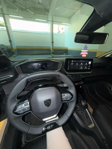Peugeot 208 GT 1.0 Turbo Flex 5P Aut. 2025