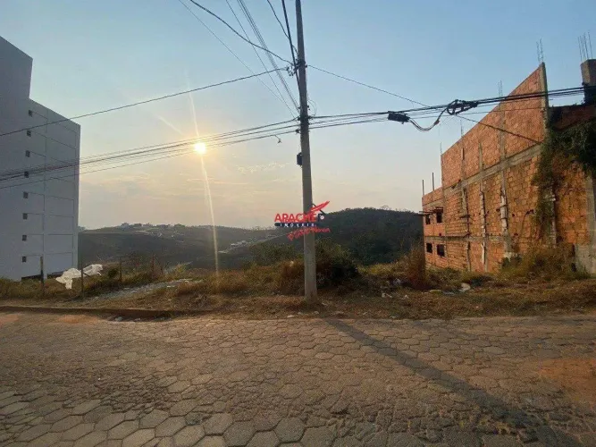 Lote à venda no Bairro Paraíso, Ponte Nova-MG