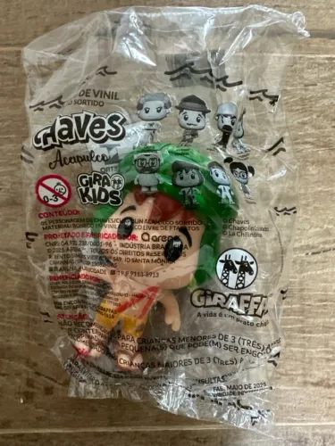 Boneco Chaves Acapulco Coleção Chaves Giraffas - Lacrado
