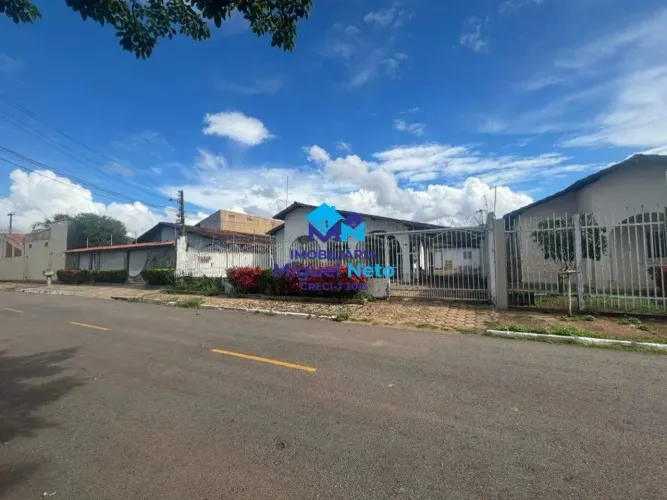 Casa a venda no bairro Rio Madeira!