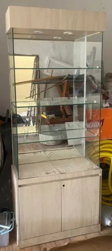 Vitrine / Expositor de Vidro com Armário - Ideal para Loja