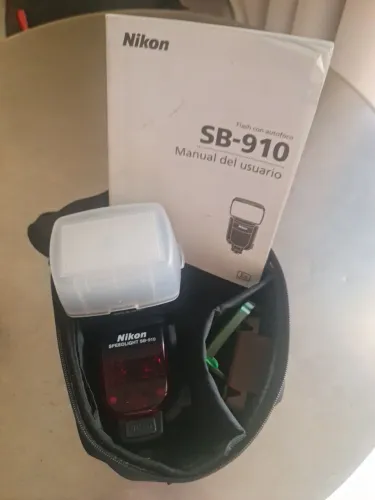 Nikon Flash SB 910 Profissional