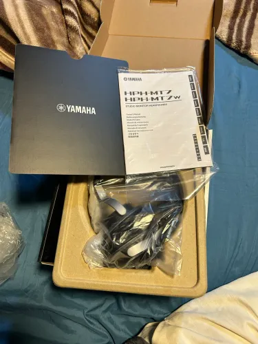 Fone de ouvido Yamaha hph-mt7