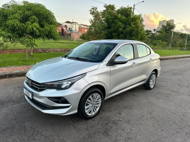 Fiat Cronos Drive 1.0 6V 2024