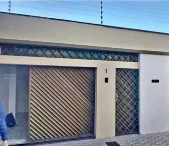 ~CASA NO MONTE CASTELO