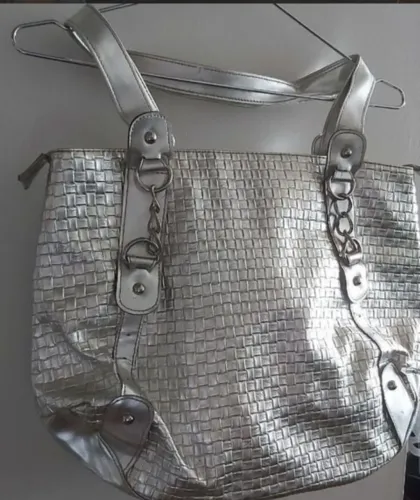 Bolsa prata Jackie design