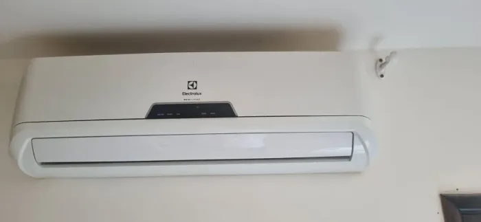 Ar Condicionado Electrolux Eco Turbo (Desmonte por conta do comprador)