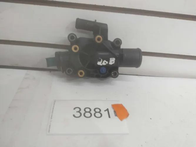 Carcaça Com Válvula Termostática Peugeot 206 208 2005 A 08