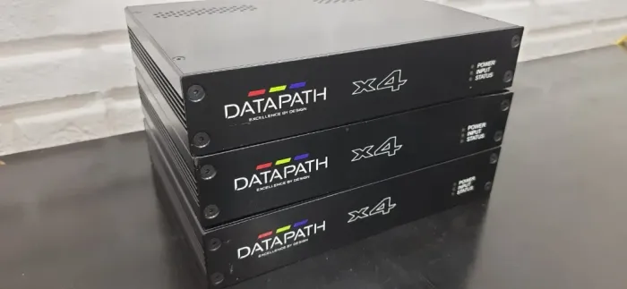 Datapath x4 - Processador de Vídeo 1x4 - Profissional para LED / Videowall