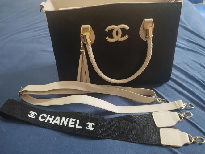 Bolsa feminina nova 