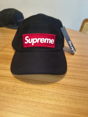 Boné SUPREME