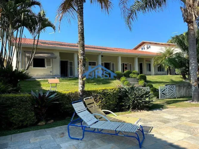 Casa à venda em Cotia, Granja Viana II, com 3 suítes, com 680 m², Condomínio Granja Viana 