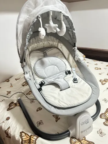 Cadeira de Descanso/Balanço Bebê automática com controle 