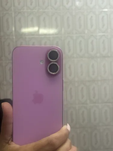 Celular iPhone 16