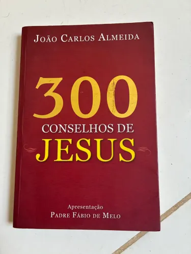 Livro ?300 conselhos de Jesus?