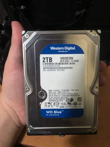 HDD 2TB - Novinho e Formatado