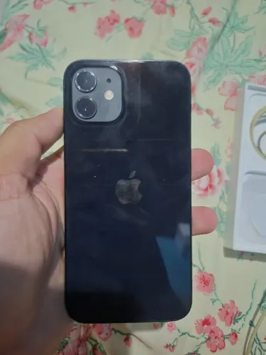 Iphone 12 - 128 gb R$1400 completo na caixa, icloud livre. Facilito entrega em Belém 