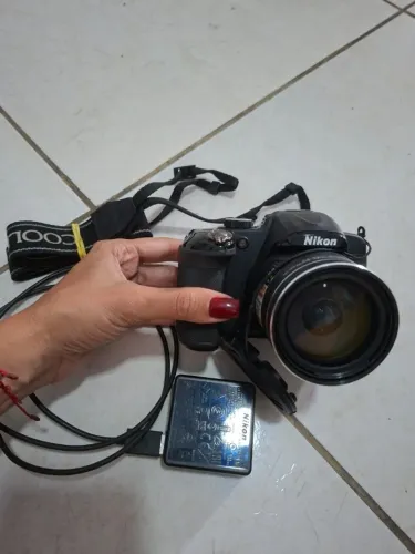 Câmera Nikon Coolpix P600 Superzoom com todos os itens originais - Não funciona