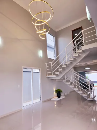Casa de Alto Padrão em Condomínio Fechado  Quintas do Vila Branca Vila Branca | Localizaçã