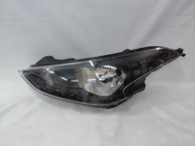 Farol HB20 2020/2022 esquerdo sem led