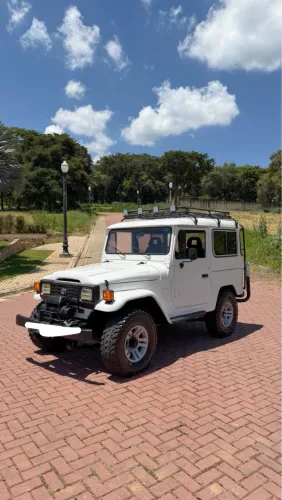 Toyota Band.Jipe Cap.de Aço Chas. Curto Diesel 1993