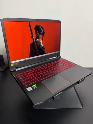 Notebook Acer i5 10300H + GTX 1650