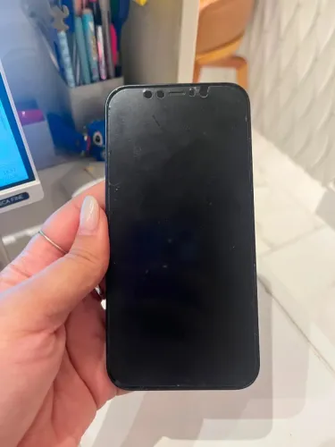 Vendo iPhone 12 bem conservado