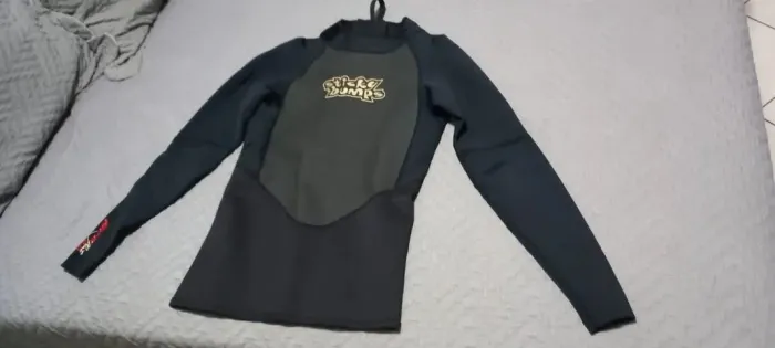 jaqueta de neoprene sticky bumps - tamanho xl - para surf!