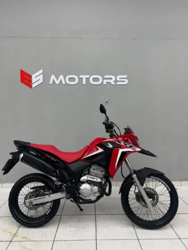 Raridade!!! XRE 300 RALLY 2023 - financiamento até 48x e cartão até 24x