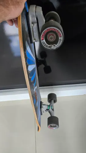 Skate Carver Taylor Knox com rolamento Red Bones