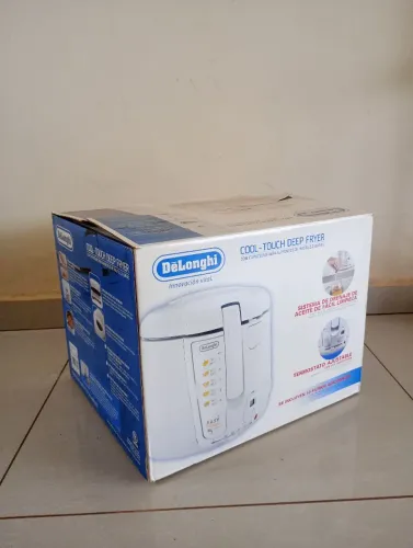 Fritadeira DeLonghi Easy Clean System 