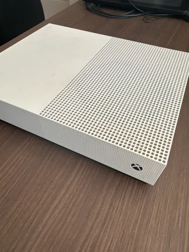 Vendo Xbox one s Digital 1 Tb