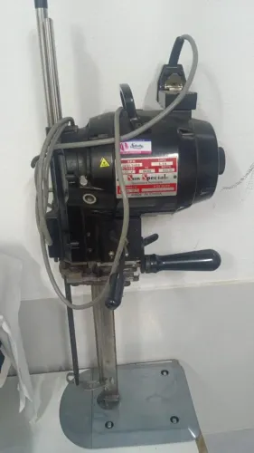 Vendo Máquina De Corte Têxtil 12 1000 Watts Sun Special - Ssh-b-l Preto