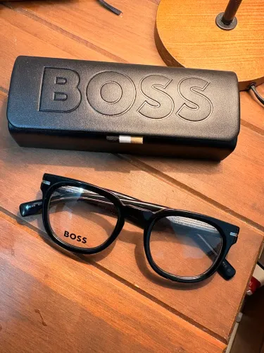Armação BOSS