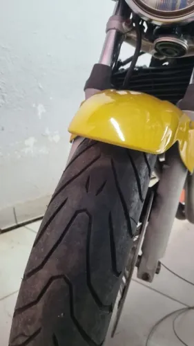 Hornet 600 carburada 2006 amarelo 