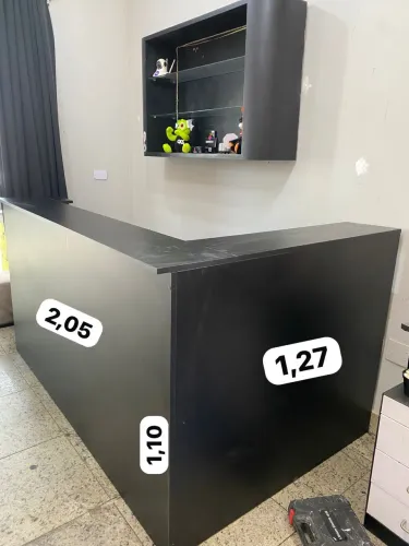 VENDO BALCÃO COM PORTA E GAVETA (ACEITO PROPOSTA E TROCA)