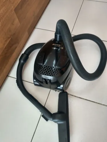Aspirador de pó Arno 1300W semi novo
