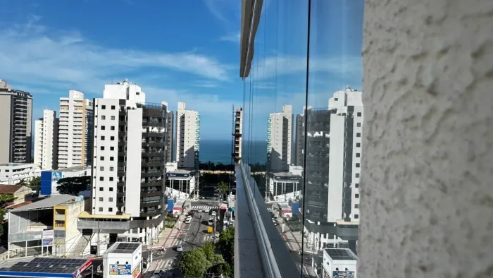 Apartamento 2 quartos na praia de Itaparica (porteira fechada)