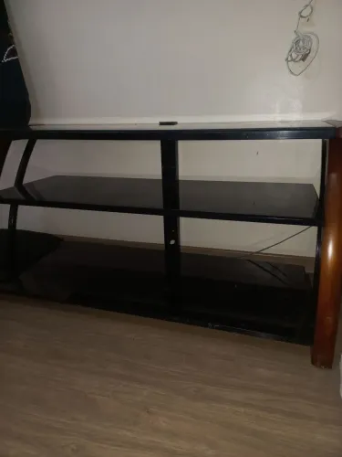 Rack de três prateleiras