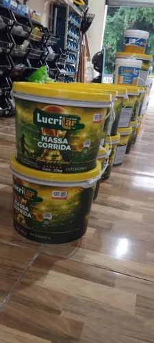 Tinta e massa corrida