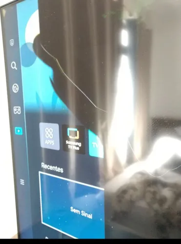 TV Samsung com defeito na tela 