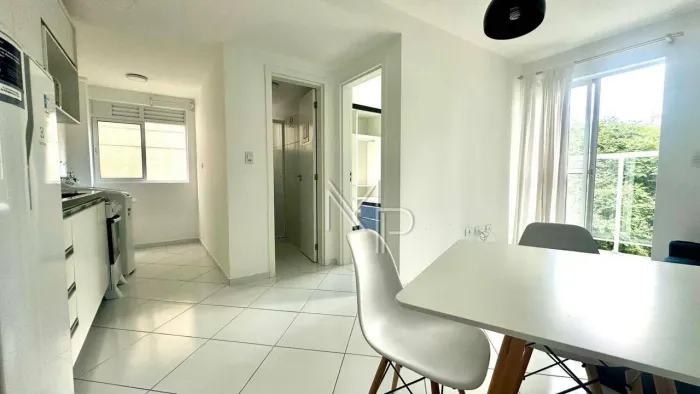 Apartamento com 1 dormitório para alugar, 35 m² por R$ 3.014,49/mês - Portão - Curitiba/PR