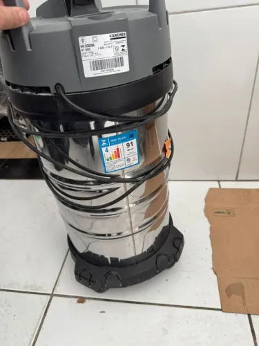 Aspirador da Karcher limp. Profissional