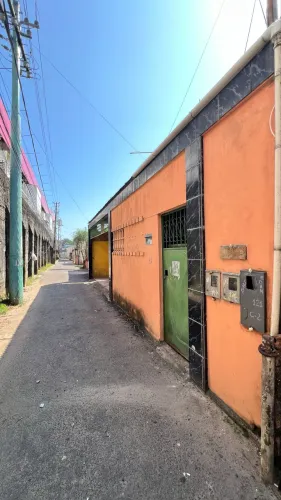 CASA DE 2 ANDARES - ALVORADA 2, COM 4 UNIDADES E RENDA DE R$ 1.880/MÊS