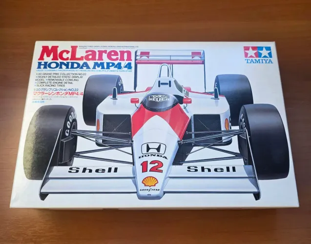 Mclaren Honda MP 4/4 F1 (Senna 1988) Tamiya 1/20