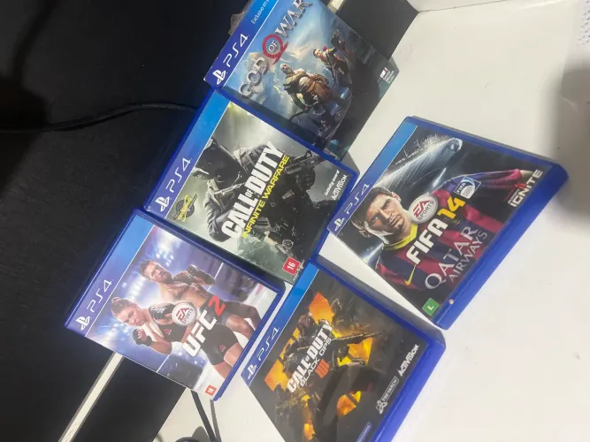 Vendo CDS PS4